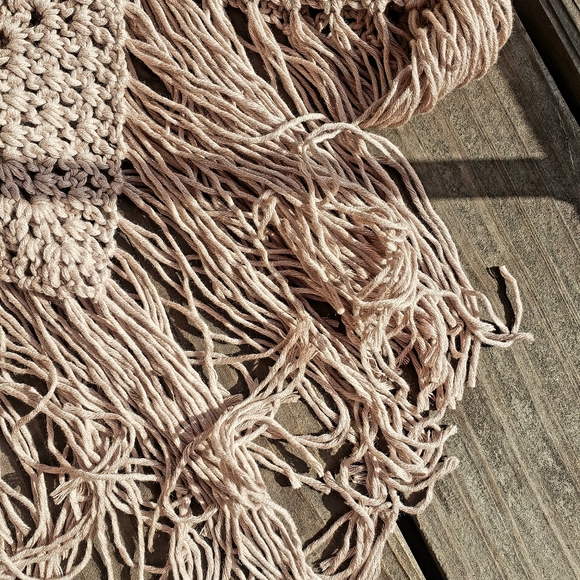 Boho fringe crop top with wood bead detailing in sz Sm by Caterina and Carlo - Picture 3 of 4